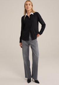 WE Fashion Bluza z gumbi - black