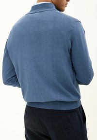 Oscar Jacobson PAT HALF ZIP - Stickad tröja - french blue