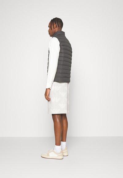 Emporio Armani DOWN WAISTCOAT - Colete - carbone