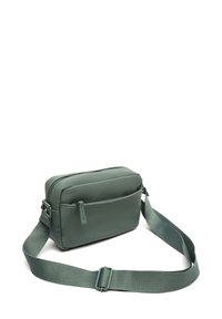 Borsa a tracolla sintetica verde con chiusura a zip, tracolla regolabile e tasca frontale per riporre oggetti. Texture liscia e forma rettangolare.