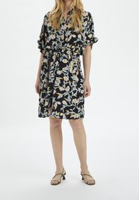 Soaked in Luxury Abito a camicia - black