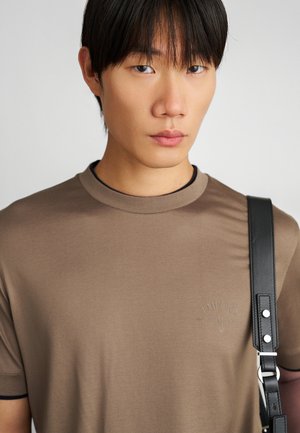 T-shirts basic - walnut