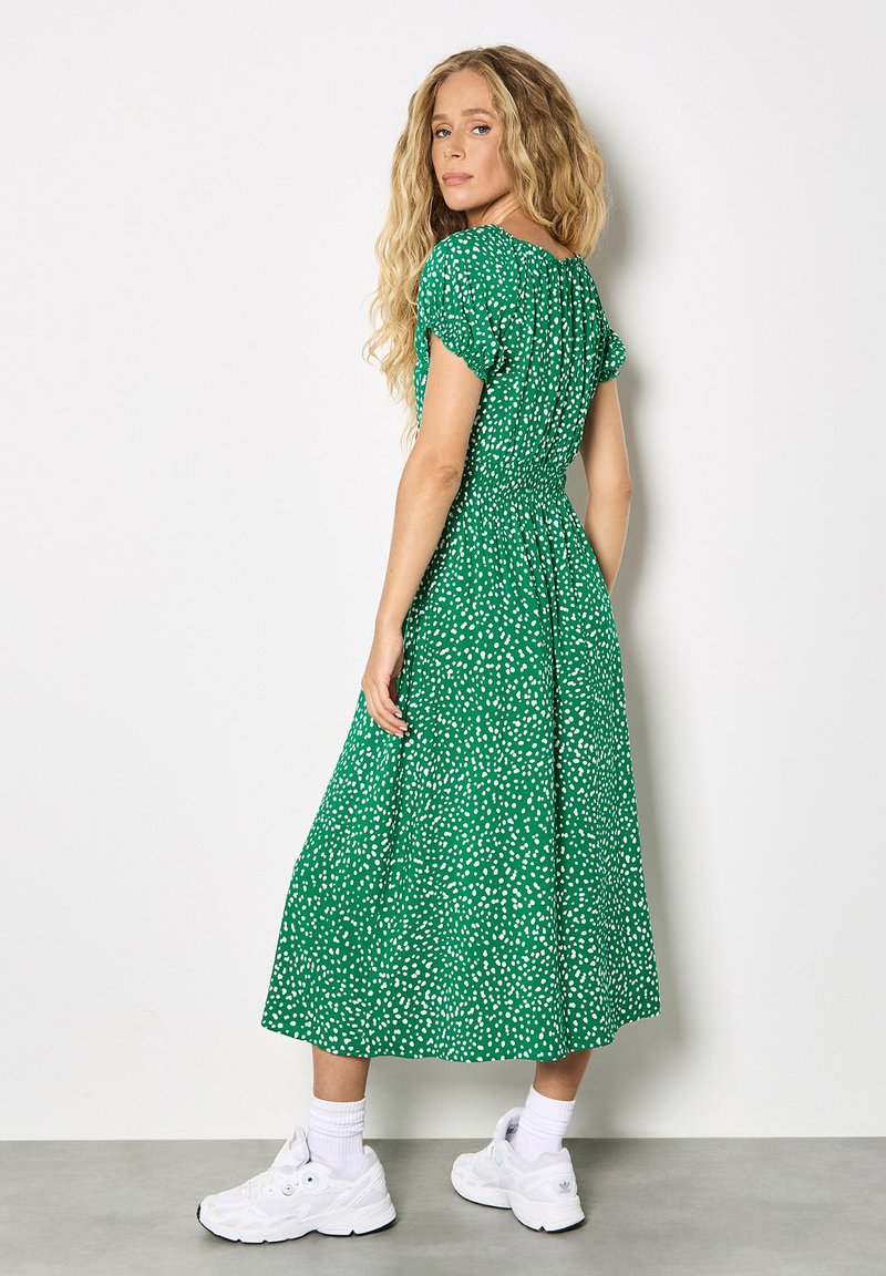Apricot SPOT PRINT MILKMAID MIDI - Day dress - green