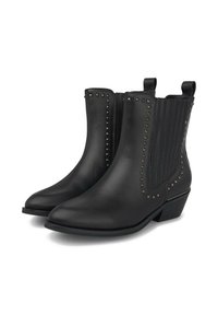 Botas de tobillo de cuero negro con puntas afiladas, tacones bajos en bloque, paneles laterales elásticos y detalles de tachuelas metálicas a lo largo de los bordes.