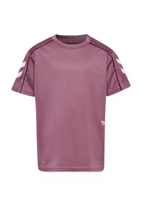 Koszulka sportowa z krótkim rękawem w jasnofioletowym kolorze, z teksturowanym materiałem, kontrastującymi ciemnofioletowymi panelami na ramionach oraz białym logo z przodu.