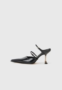 SHARI - Μιουλ με τακούνι - black