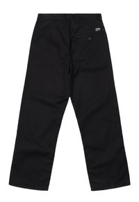 Pantalones negros con un diseño de pierna recta, confeccionados en una tela suave. El bolsillo trasero cuenta con una pequeña etiqueta de la marca. Acabado sencillo, sin patrones ni acentos.