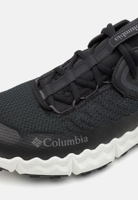 Columbia VOYAGER FLX - Hikingschuh - black/sea salt
