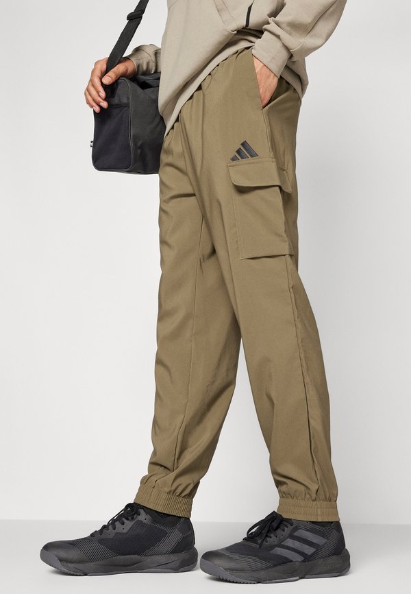 ESSENTIALS SMALL CARGO - Trousers4