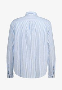 Unselected, white blue