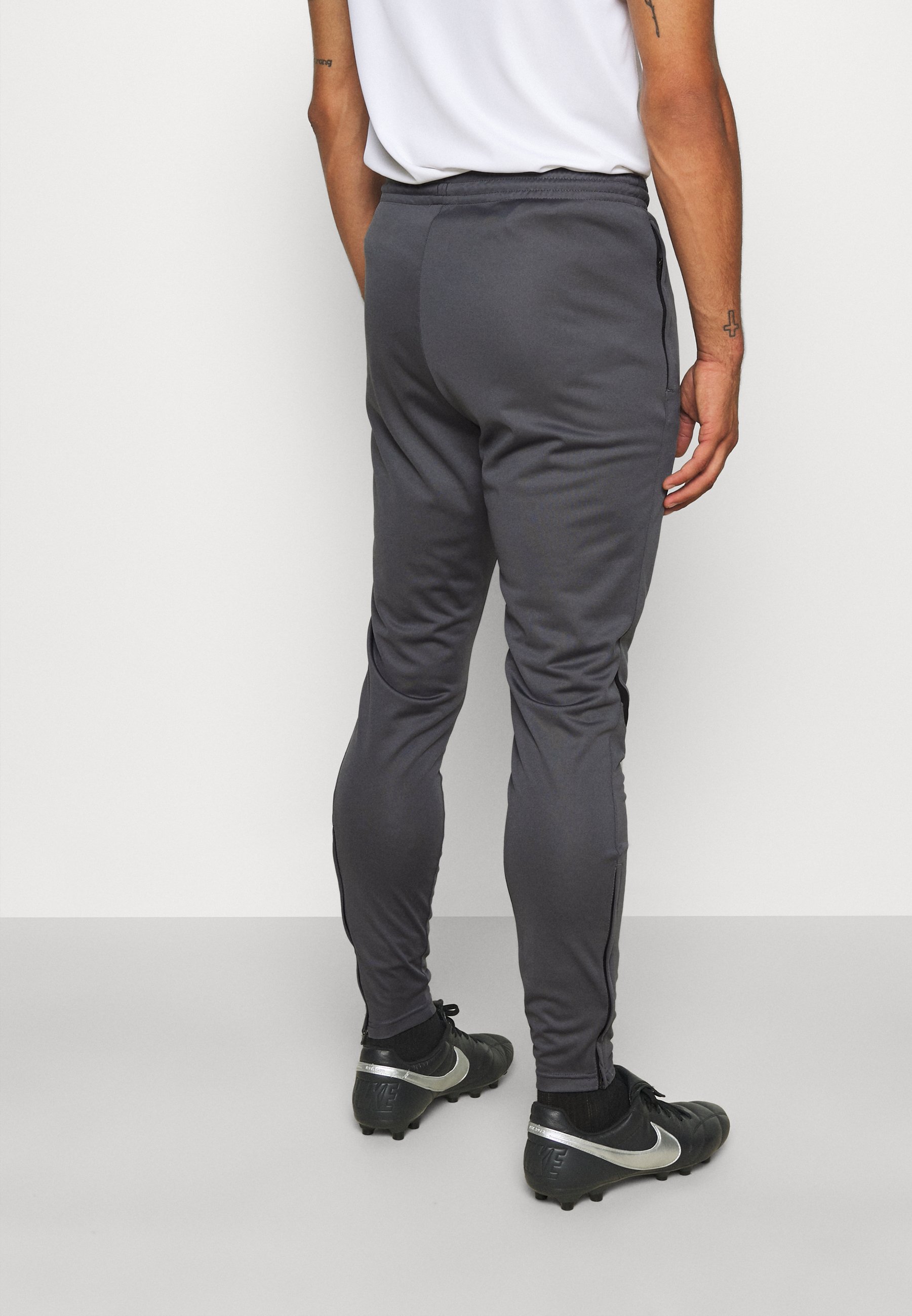Nike Performance PARIS ST. GERMAIN - Chándal - dark grey/black/siren  red/gris oscuro - Zalando.es