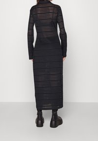Résumé Abito a camicia - black