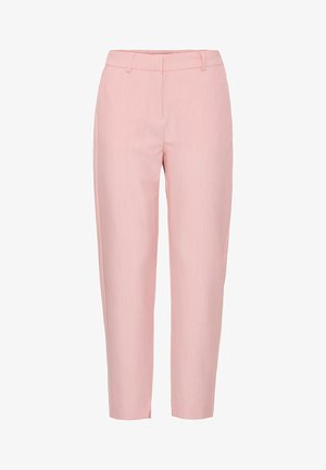 Pantalons tailleur roses au texture lisse, présentant une coupe droite, des plis discrets, des passants de ceinture et sans motifs ni accents visibles.