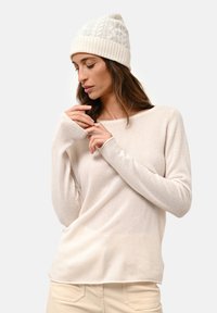 Unausgewählt, ivory