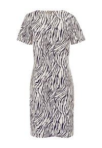 Kurzärmeliges Kleid mit einem schwarz-weißen Zebra-Print-Muster, das einen geraden Schnitt, eine weiche Textur und einen runden Ausschnitt aufweist.