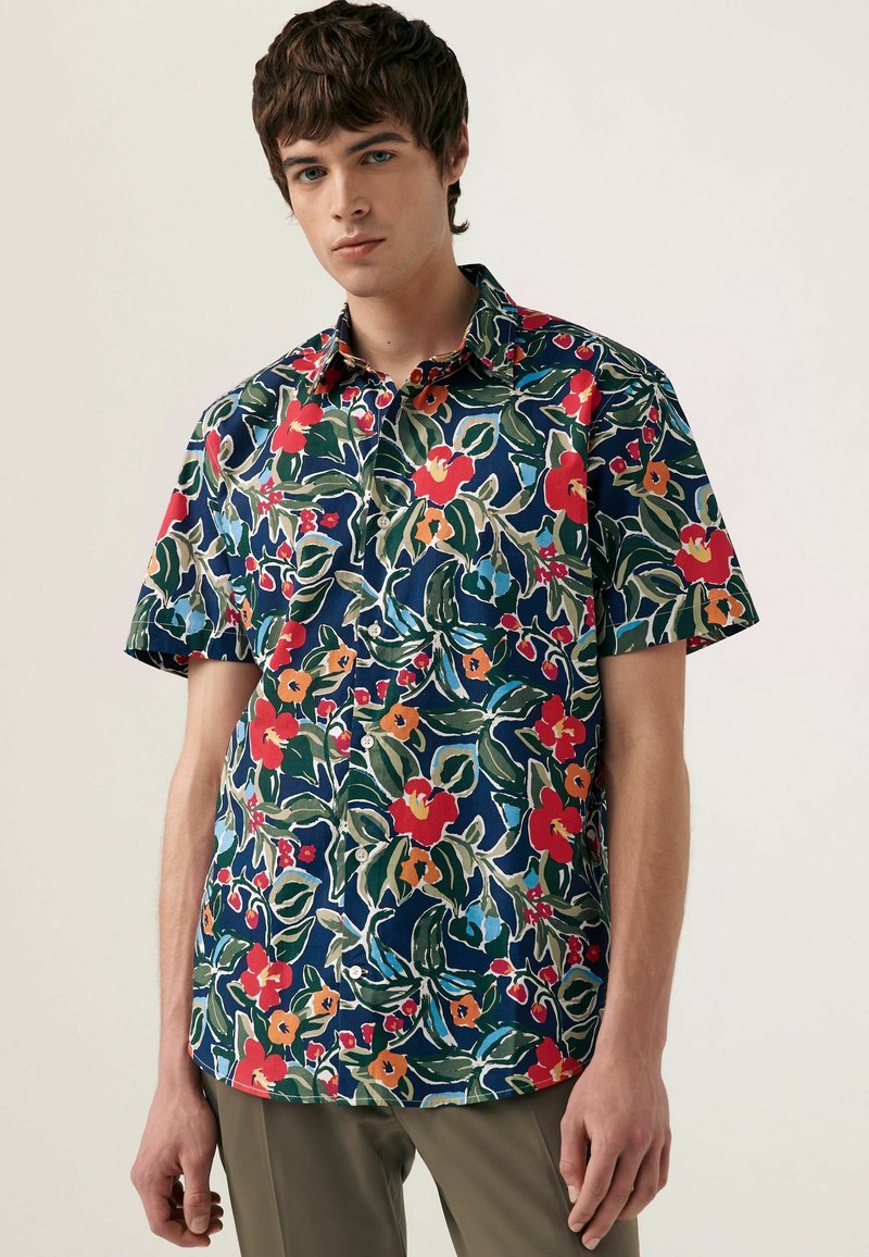 Next SHORT SLEEVE -  REGULAR FIT - Ing - tropical white floral