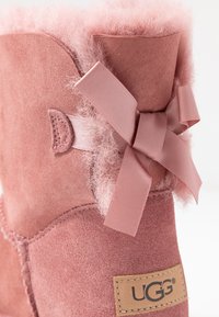 UGG MINI BAILEY BOW II - Botas de inverno - pink