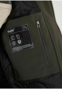 CHASIN' EXPLORER HYBRID - Zimní kabát - green