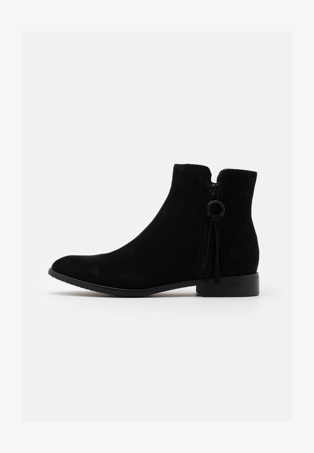 CHELSEA BOOTIE - Classic ankle boots - black