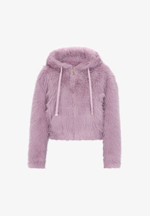 Hellblaue Fake-Fur-Kapuzenjacke mit langen Ärmeln, Reißverschluss vorne und Zugkordeln an der Kapuze vor weißem Hintergrund.