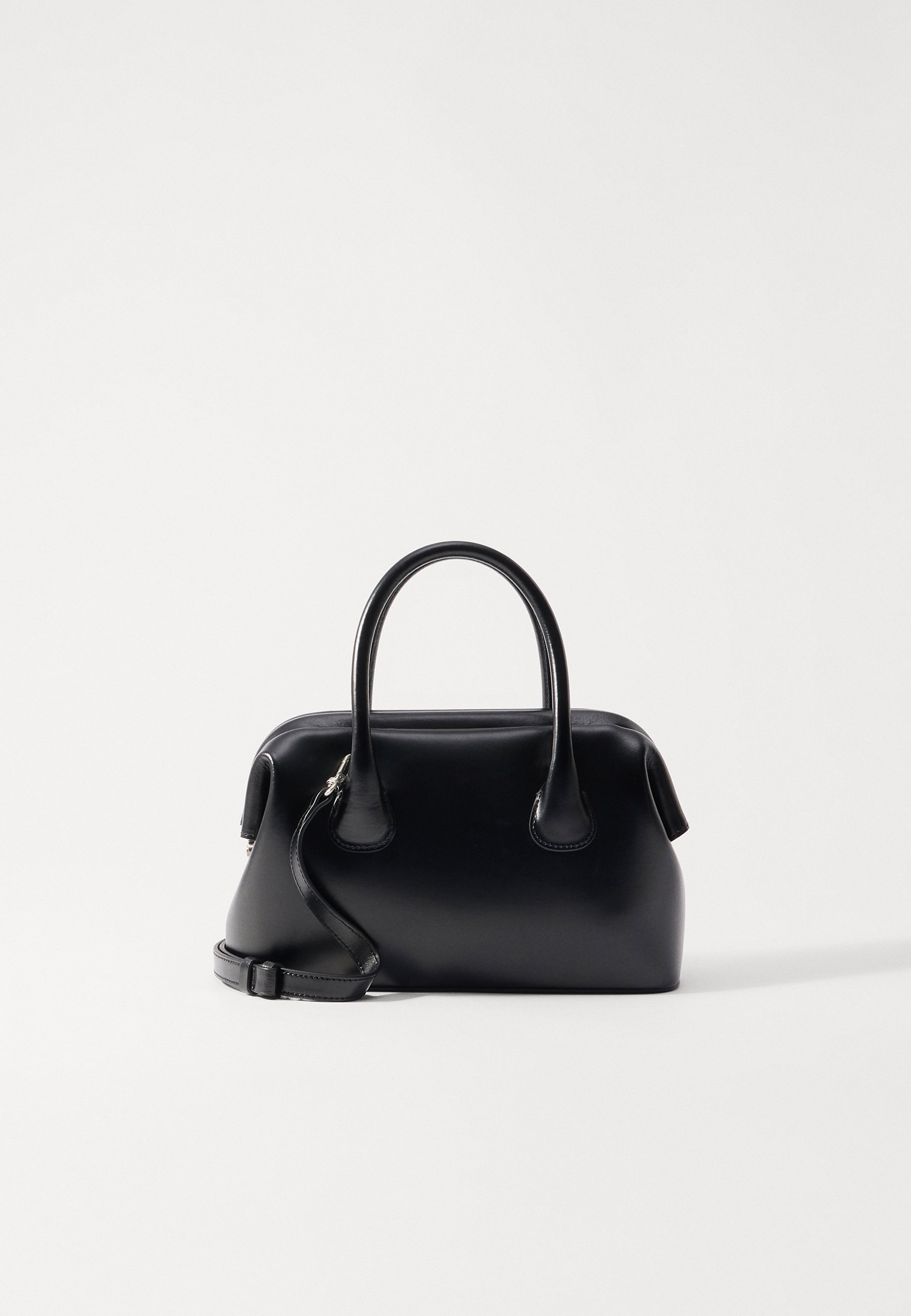 Osoi BOAT BROT - Handbag - black - Zalando
