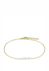 Pulsera de cadena de oro con tres perlas blancas en el centro, con un cierre de langosta y detalles de cadena de longitud ajustable.