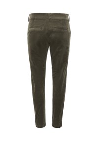 Olivengrønne kordfløjspants med slim fit, der har to baglommer og et tekstureret stof. Ingen synlige lukninger eller detaljer.