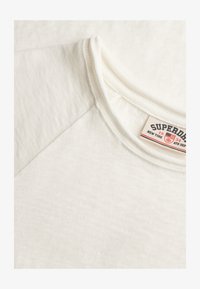 Geselecteerd, off white