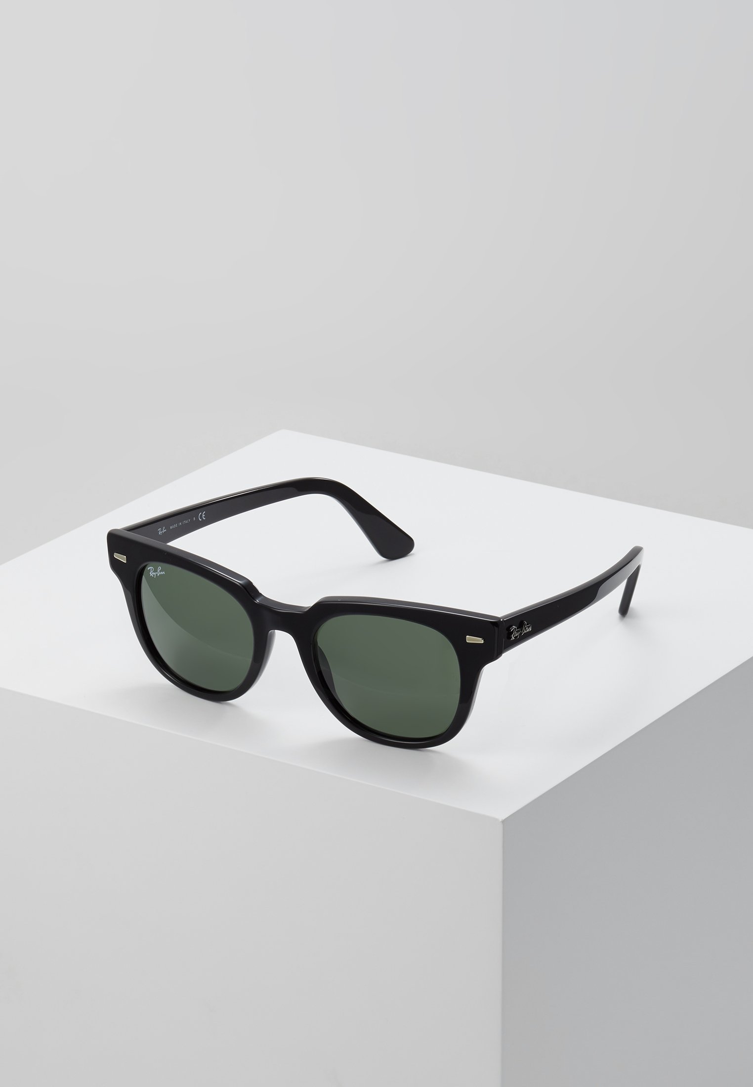 ray ban occhiali da sole state street
