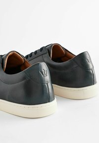 Next STANDARD - Sportcipő - navy blue