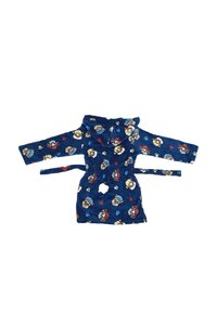 Accappatoio blu realizzato in morbido tessuto, dotato di cappuccio, cintura in vita e allegri motivi animali, tra cui volti di cani in stile cartone animato e zampe.