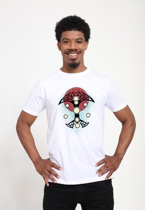 Marvel THOR LOVE AND THUNDER SPLATTER - T-shirt z nadrukiem