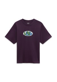 Lilla kortærmet t-shirt lavet af bomuld med et grafisk "VANS" logo i blå og grøn på en hvid oval baggrund.