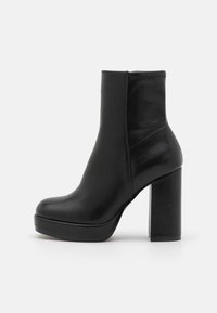 Call it Spring VEGAN IZABELLE - Stivaletti con plateau - black