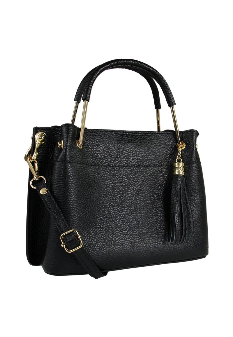 Zwarte leren handtas met een gestructureerd oppervlak, gouden beslag, handvatten aan de bovenkant, een afneembare schouderriem en een decoratieve kwast.