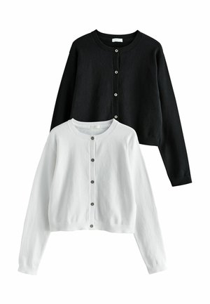 Schwarz-weiße, langärmelige, geknöpfte Cardigans mit Rundhalsausschnitt, flach liegend dargestellt, mit dem weißen Cardigan vorne.