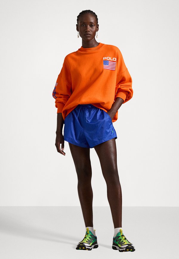 FLAG LOGO FLEECE CREWNECK - Sweatshirt - fiesta orange3