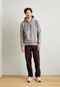 Thumbnail Image 3