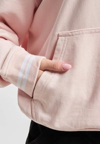 DEF BIG  - Kapuutsiga pusa - rose