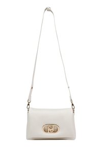 Bolso de mano de cuero blanco con forma redondeada, presenta un cierre ovalado dorado y una correa ajustable. Textura lisa con detalles mínimos.