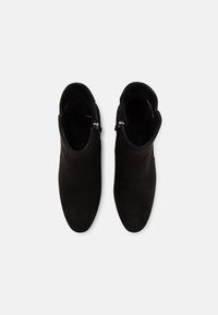 Marco Tozzi Botines - black