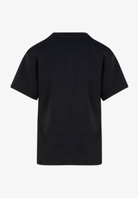 Zwarte T-shirt met korte mouwen, gestructureerd met een ronde hals, een gladde textuur en een eenvoudig ontwerp zonder zichtbare logo's of patronen.