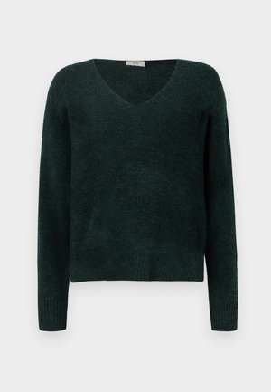 Pulôver de malha verde escura com decote em V, mangas longas e bainha canelada. Textura suave, corte descontraído e sem padrões ou ferragens visíveis.