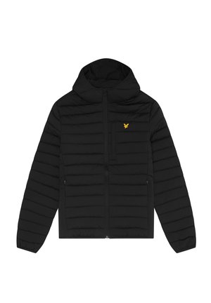 Schwarze Steppjacke mit Kapuze, gesteppter Optik, durchgehendem Reißverschluss und Brusttasche. Mit einem kleinen gelben Logo oben links.