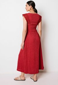 Next V-NECK MIDI TALL REGULAR FIT - Maxikleid - red