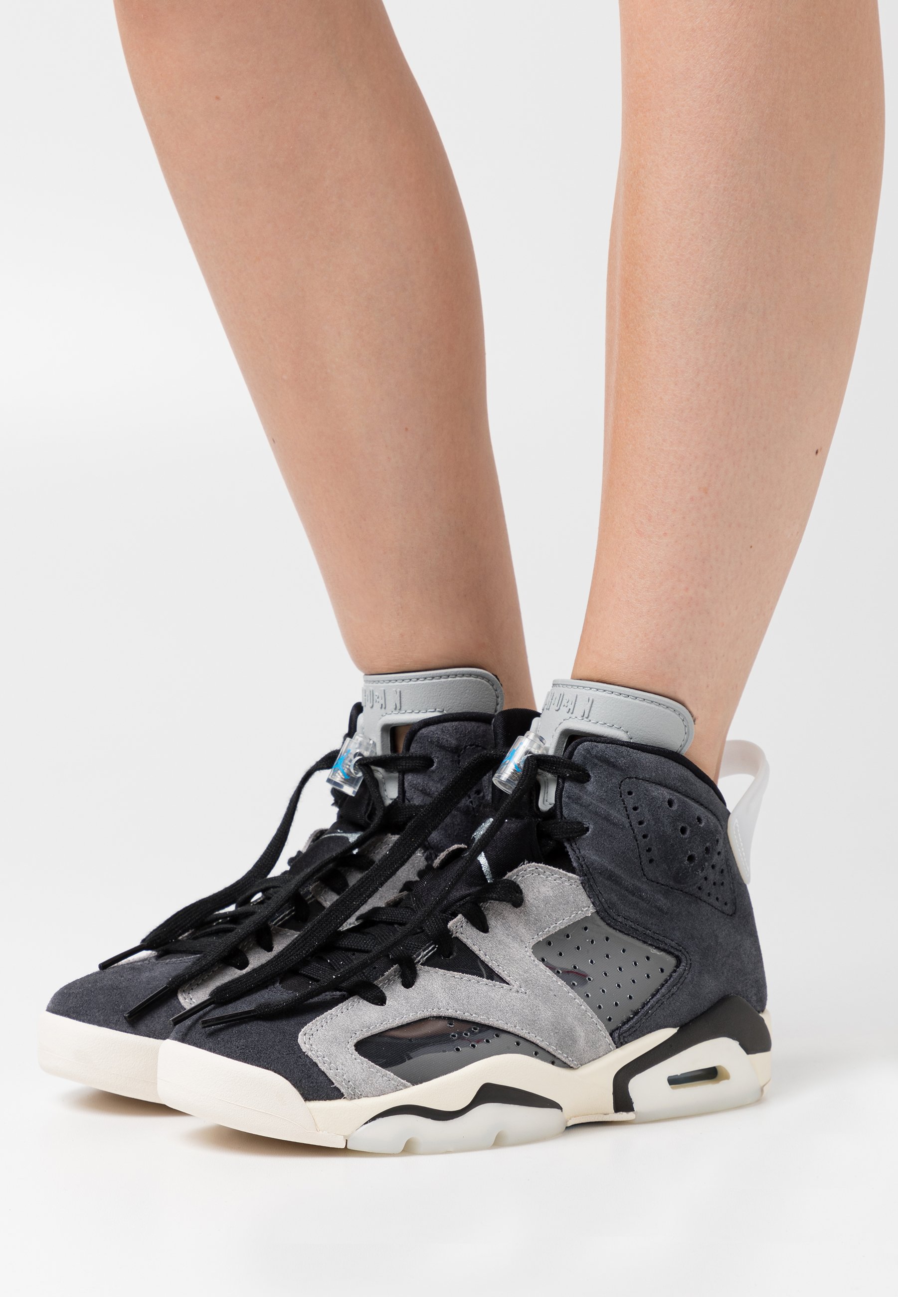 Jordan AIR RETRO - Sneakers hoog - black/chrome/light smoke grey/sail/Zwart  - Zalando.nl