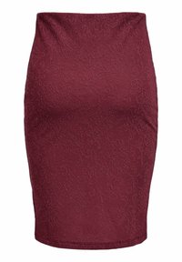 Burgundy skräddarsydd pennkjol med subtil blommig jacquardstruktur, knälång och hög midja.