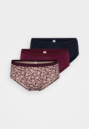 Tre paia di slip da donna: uno con un motivo floreale chiaro su uno sfondo bordeaux scuro, due in tinta unita bordeaux e blu navy.