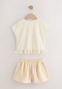 Next REGULAR FIT - SHORT SLEEVE FRILL SET - Rövidnadrágok - cream flower embroidery
