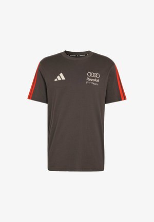 Dunkelgraues Baumwoll-T-Shirt mit roten Schulterstreifen, Adidas-Logo und aufgedrucktem Audi Revolut F1 Team Branding auf der Vorderseite.